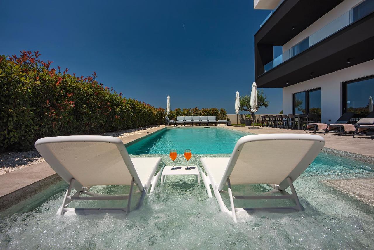 Villa Aquarius Pola Esterno foto